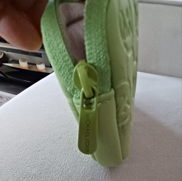 Michael Kors ladies wallet - Picture 5 of 7